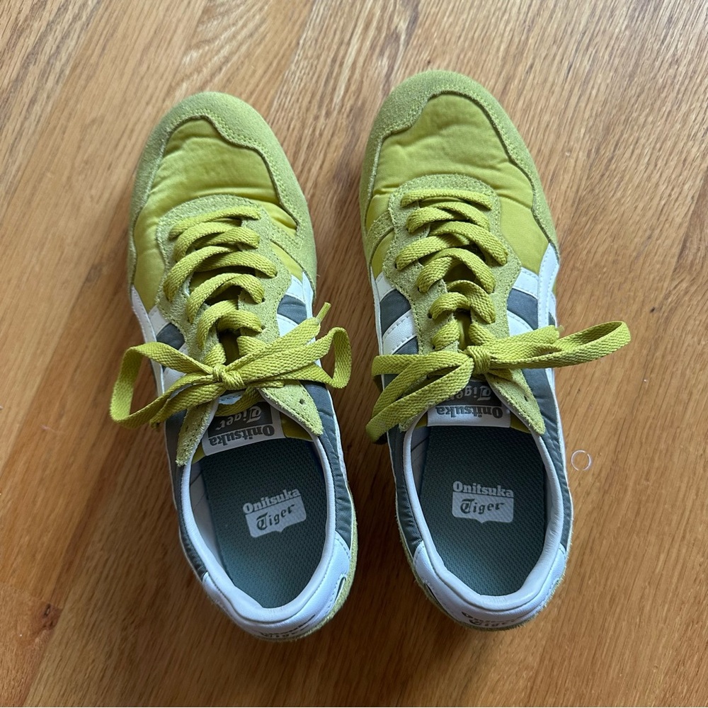 Onitsuka Tiger Serrano in Kelp Birch